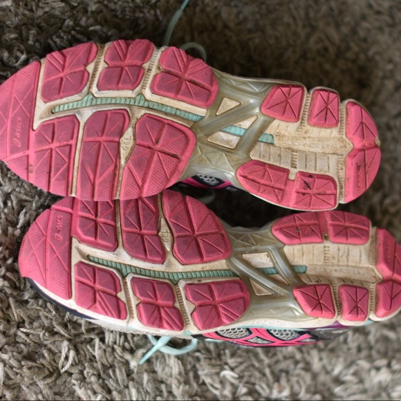 ASICS - Picture 3 of 4